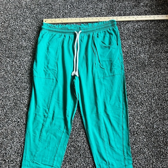 Universal Thread Pants - Universal Thread Women's Teal Cropped Pants